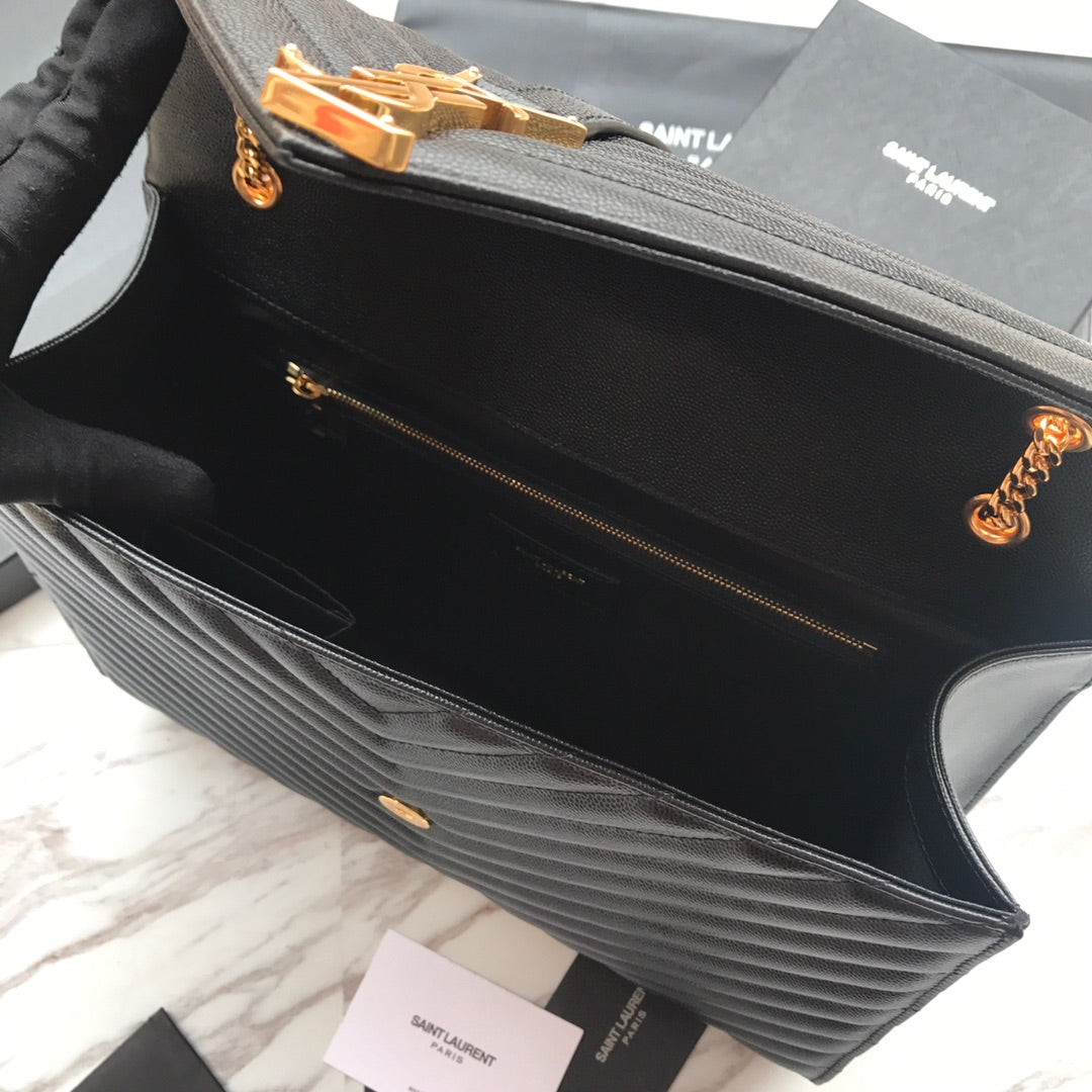 YSL Saint Laurent Saint Laurent Classic Monogram.