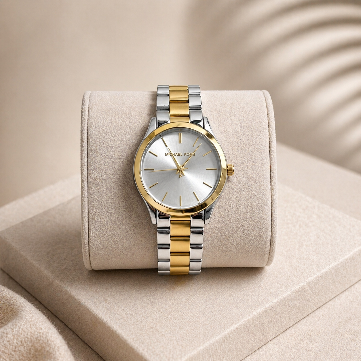 montre michael kors Runway slim two tone white dial