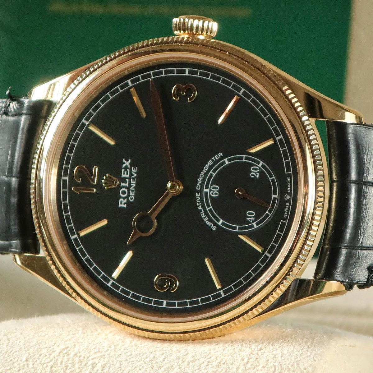 ROLEX PERPETUEL 1908 39 MM DORÉ CUIRE NOIRE FOND NOIR