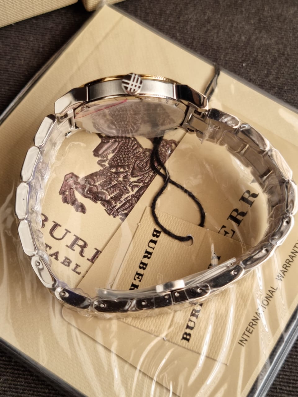 BURBERRY Silver Dial Two-tone Silver and Gold-tone Bracelet Ladies Watch BU9115