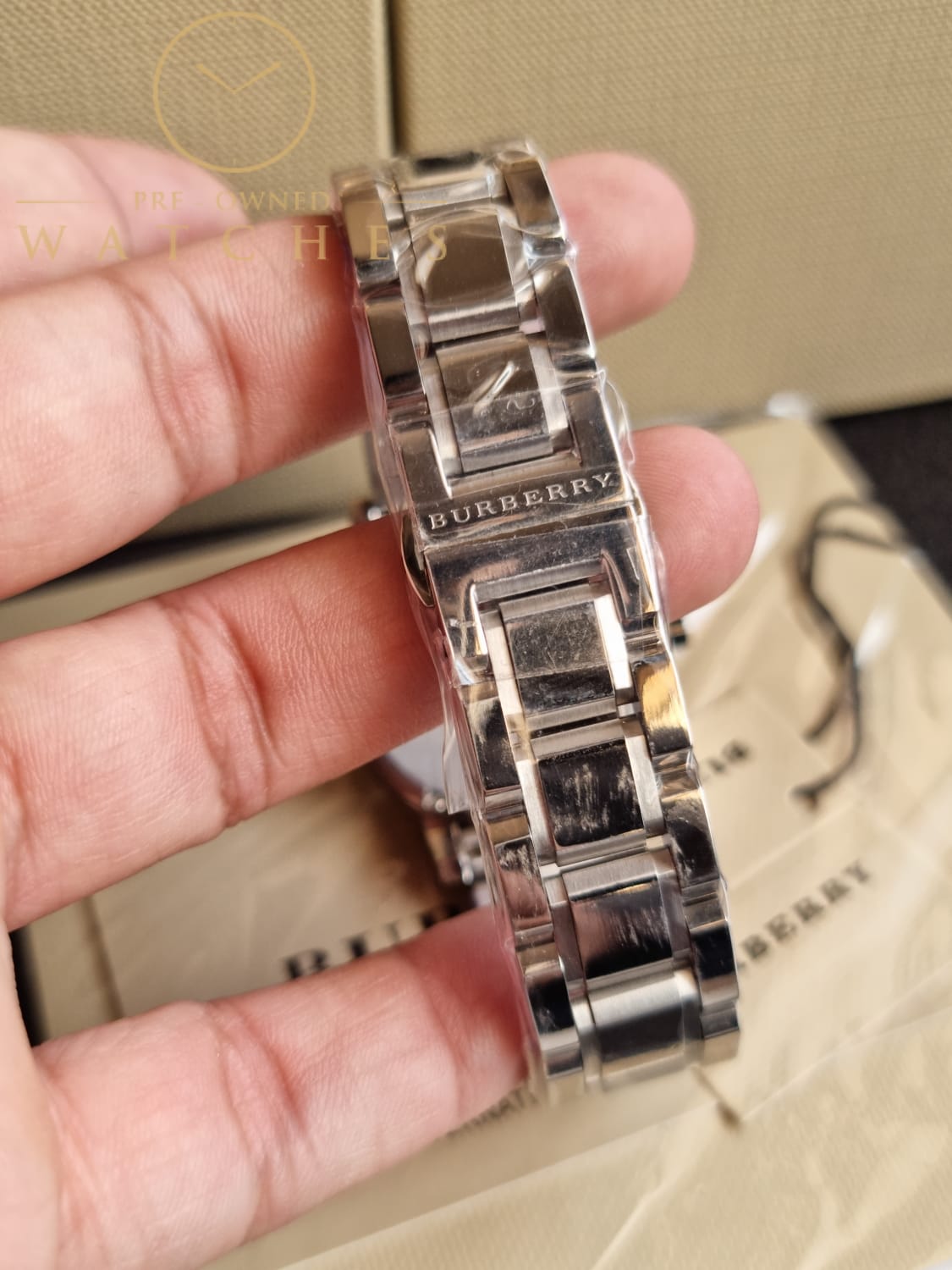 Swiss Rare Diamonds Silver 34 mm BU9125