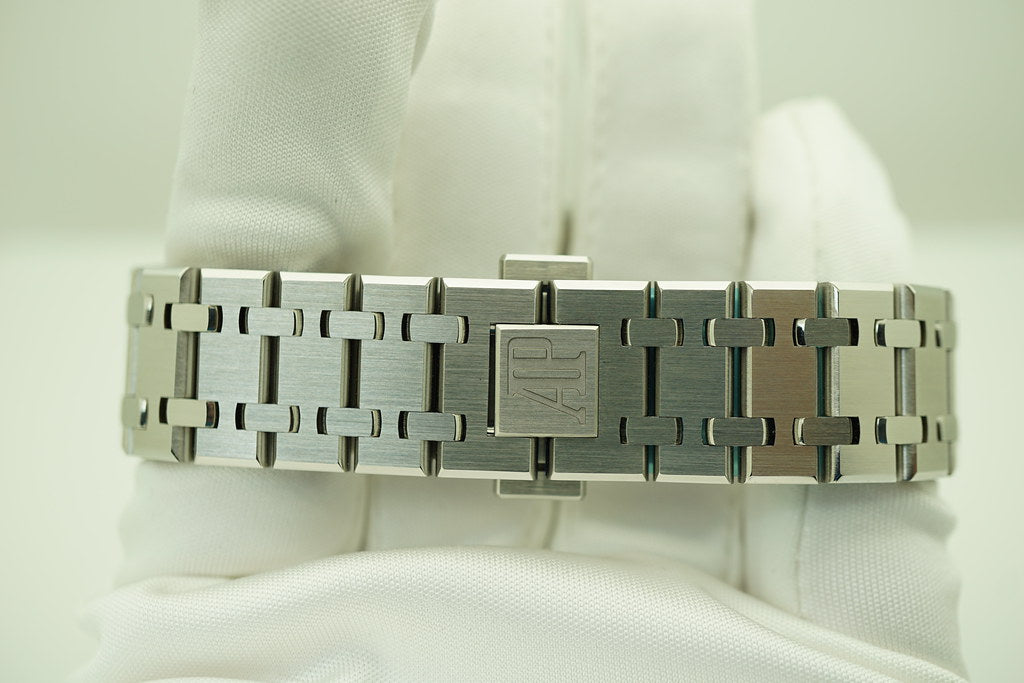 AUDEMARS ROYAL OAK FOND BLANC 41MM HOMME