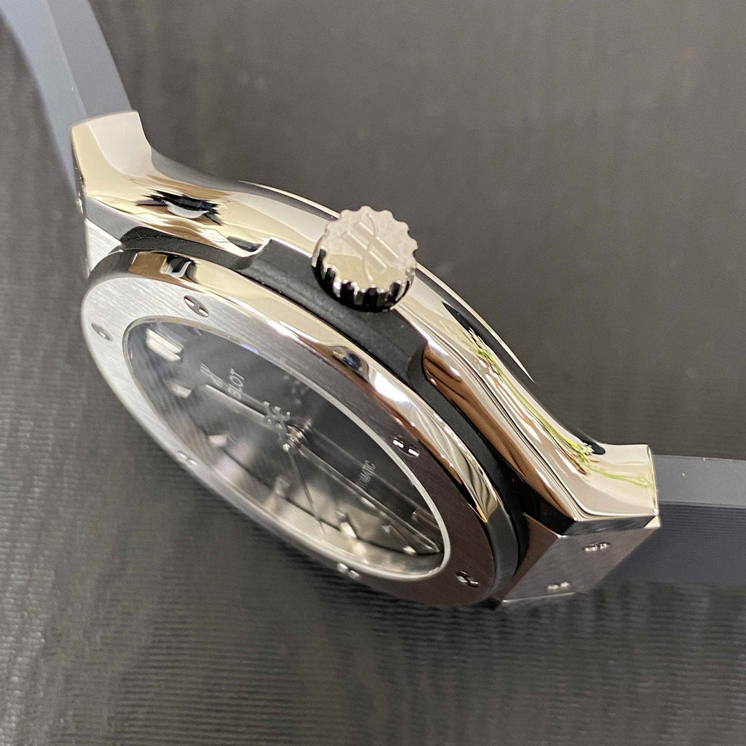 HB CLASSIC FUSION GRISE 42 MM