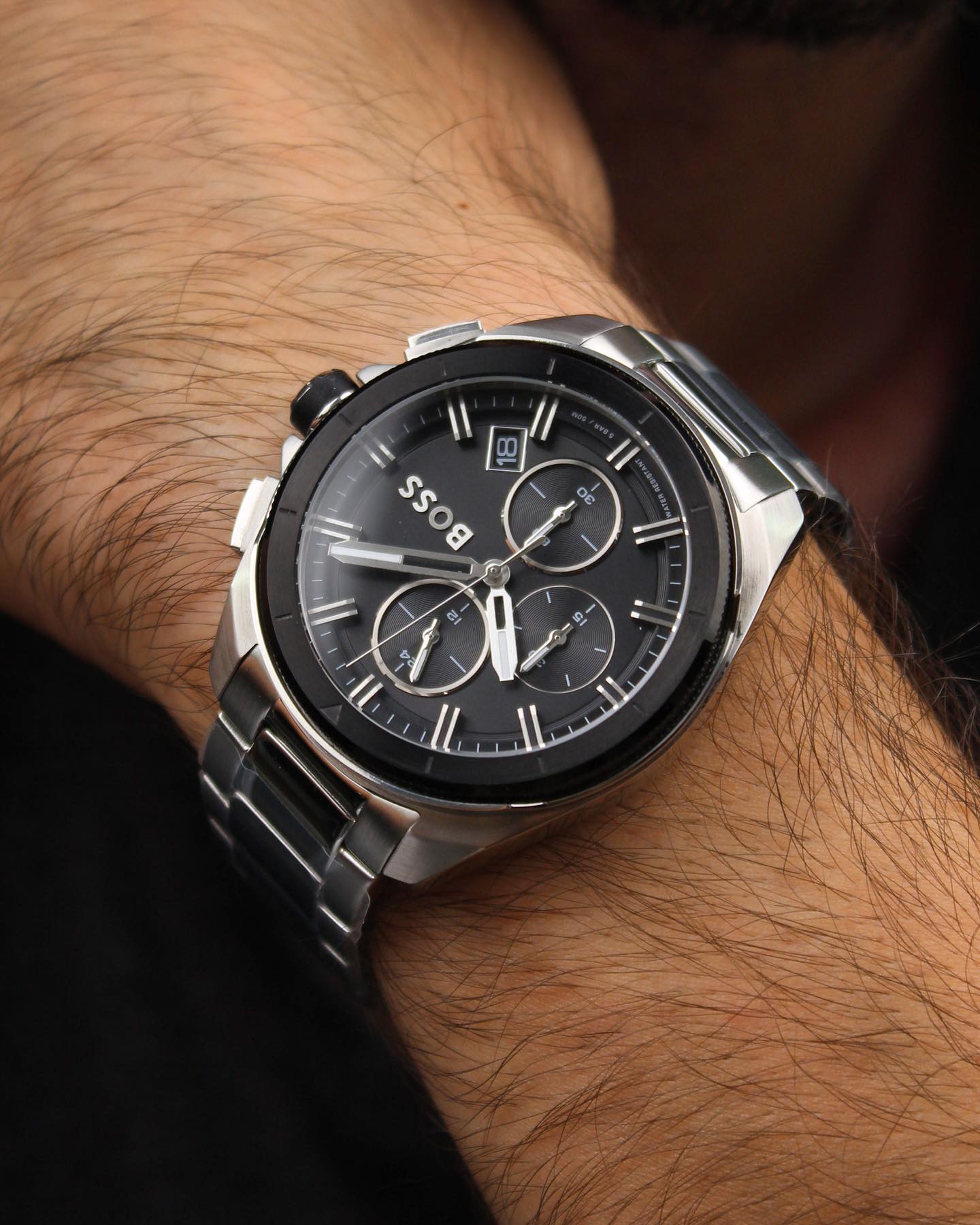 BLACK-DIAL CHRONOGRAPH WATCH WITH LINK BRACELET