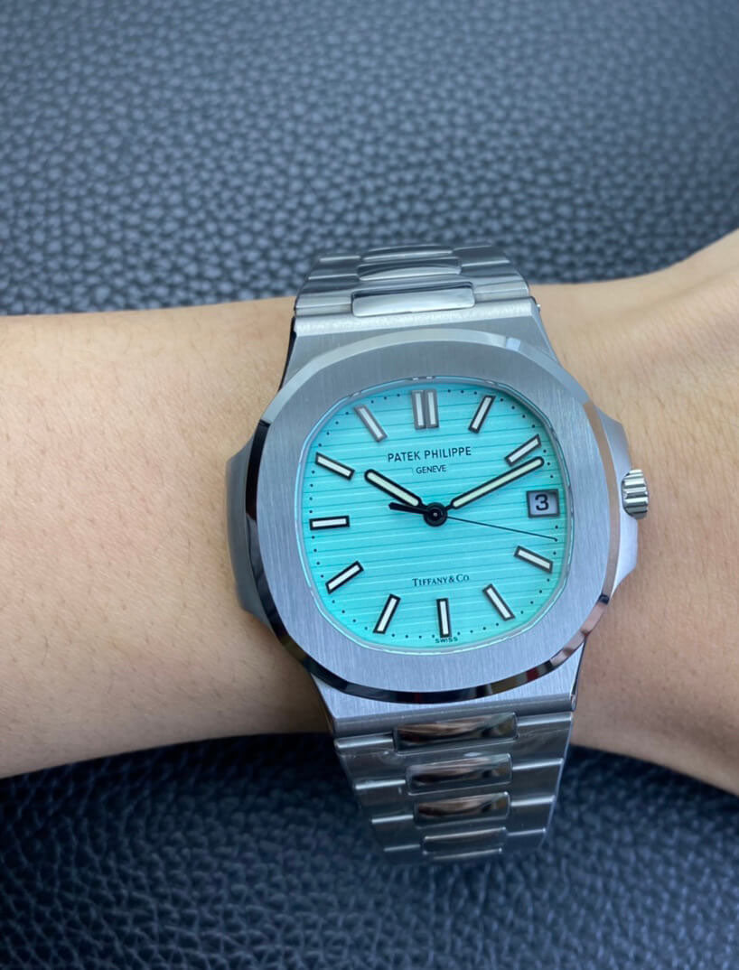 MONTRE HOMME PATEK NAUTILUS TIFFANY