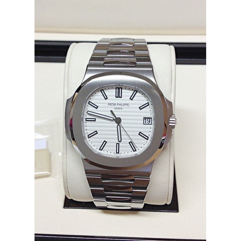 MONTRE HOMME PATEK NAUTILUS 57111A